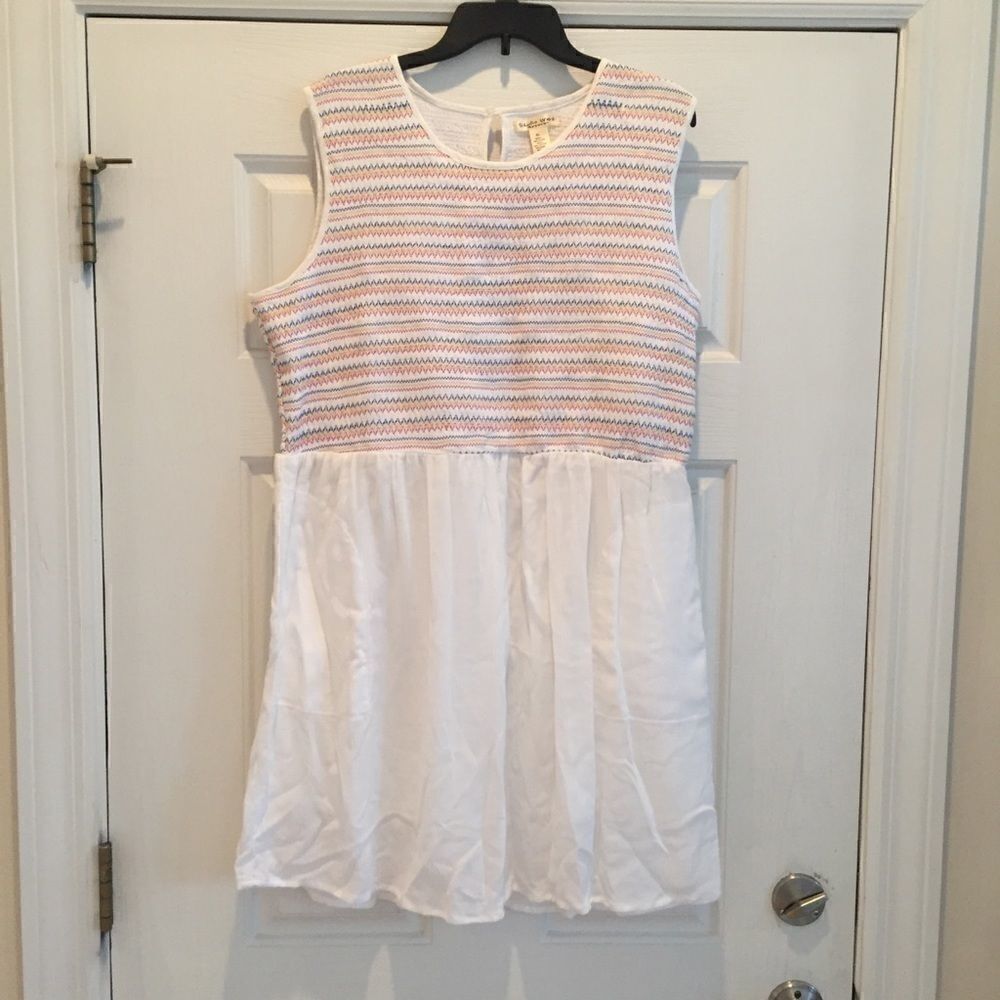 Studio West Apparel Dress - Picture 2 of 6